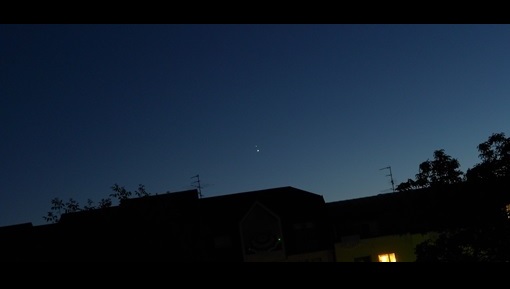 A rare, 21-minute closeness between Venus and Jupiter on June 30th, 2015, by twilight (Nikon S3100 compact digital camera; home observatory)