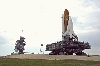 thumbnail to a view of Shuttle Atlantis heading to launch pad 39A / vue de la navette Atlantis en route pour le pas de tir 39A