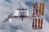 thumbnail to a view of the ISS as seen by the departing Space Shuttle on Flight Day 14 / vignette-lien vers une vue de l'ISS vue depuis la navette spatiale qui s'est dsarrime, jour de vol n14
