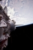 thumbnail to a view of the STS-131 mission in orbit on Flight Day 2 / vignette-lien vers une vue de la mission STS-131 en orbite (jour de vol n2)