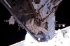 thumbnail to a view of a astronaut of the STS-134 mission's third spacewalk seen on one of the International Space Station's trusses / vignette-lien vers une vue d'un astronaute de la 3me sortie de l'espace de la mission STS-134, qui se trouve sur l'une des poutres de la Station Spatiale Internationale