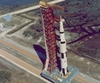 vignette-lien vers une vue de l'ensemble de lancement de la mission Apollo 10 lors de son transfert au pas de tir