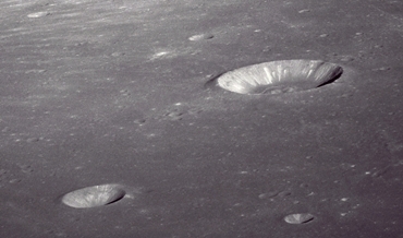 Editor's Choice Fine Picture: A Typical Lunar Landscape / Paysage lunaire caractristique
