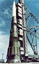 vignette-lien vers une vue de la maquette 1M1 de la fuse lunaire sovitique N1 au pas de tir  Bakonour fin 1967; elle fut utilise pour des tests d'intgration (part of the series Pictures From the Space Conquest)
