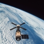 vignette-lien vers une vue de Skylab, la station spatiale exprimentale amricaine de 1973-74 (image faisant partie de notre srie Images de la conqute spatiale)