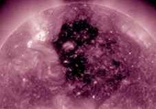 un trou coronal vu dans l'extrme ultraviolet