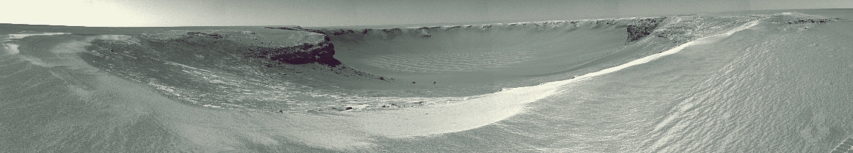 Editor's choice fine picture: A huge crater at Mars! / Image choisie: Mars: un cratère de 800 m de diamètre!